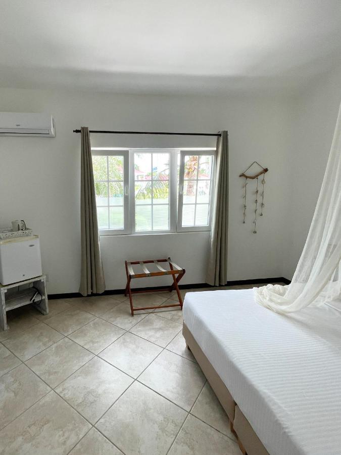 Hibiscus Beach House Jan Thiel ภายนอก รูปภาพ